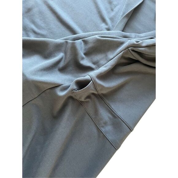 Fabletics oversized athletic wrap - Picture 5 of 8